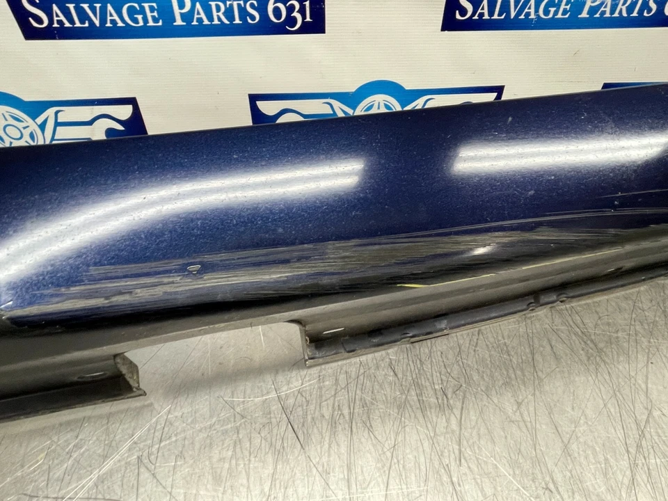 BMW 545i 2005 - E60 - panel basculante - faldón lateral - conductor izquierdo - azul oriental Foto 3 de 4