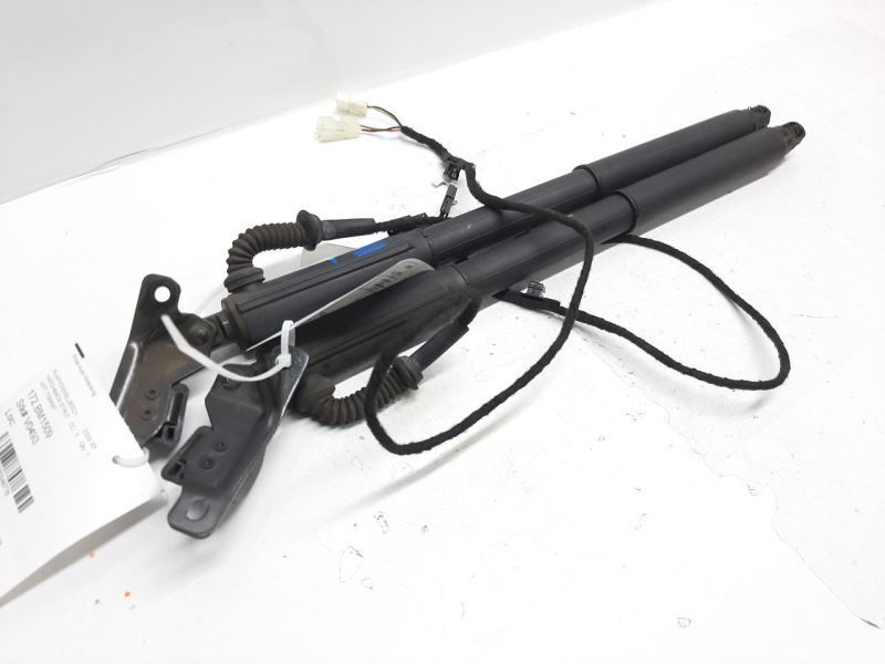 BMW E70 X5 Left Trunk Shock Strut Spindle Drive Driver Side 
