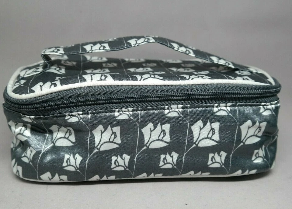 Lancome RESPECTEE Extremely Gentle Conditioning Lotion Set 8 fl oz TOTAL - Image 4 of 4