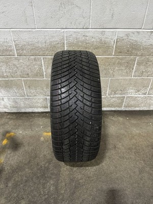 1x P255/50R20 Pirelli Scorpion WeatherActive  10/32 109 H Used Tire 2555020