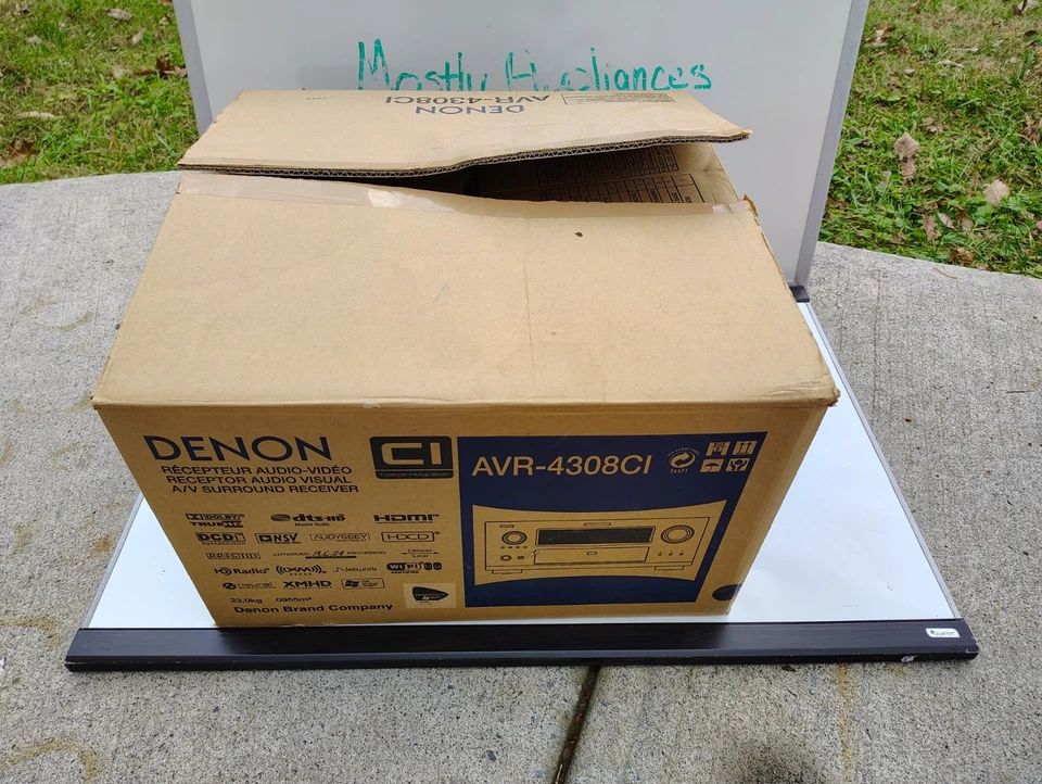 Denon AVR-4308CI 7.1 CH AV Receiver- Built-In Wi-Fi Japan Pre-owned  - Image 4 of 4