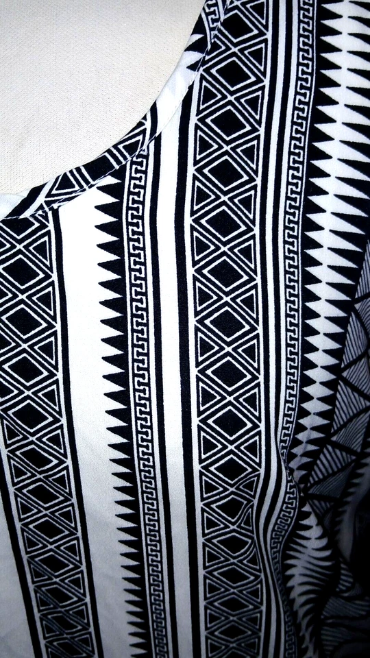 VESTIDO DE VERANO MUJER ESTAMPADO JACQUARD RAYAS (TALLA UK10) Foto 2 de 4