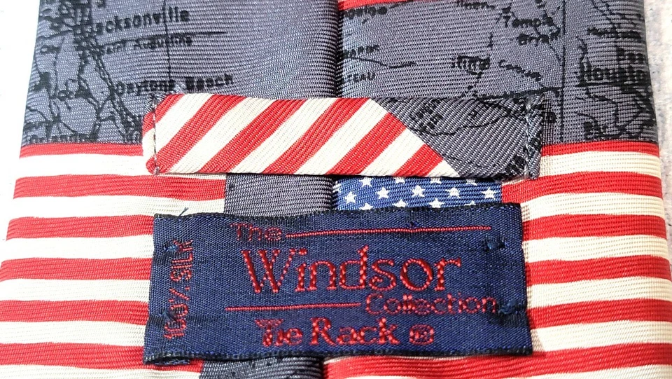 Corbata para hombre banderas de Estados Unidos sobre mapa de Estados Unidos hecha en Italia 100 % seda video "The Windsor" Foto 4 de 4