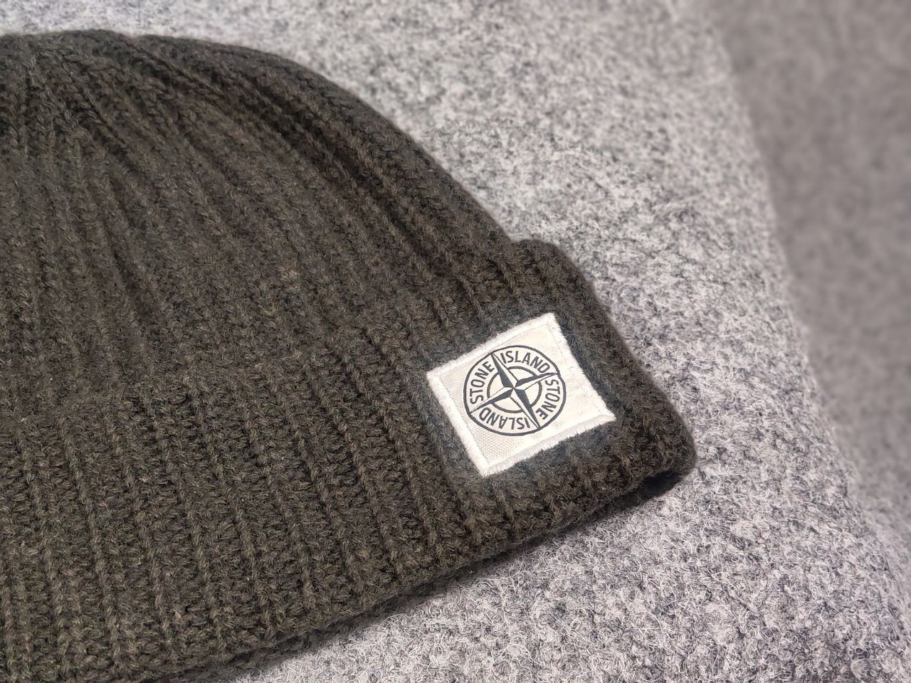 Stone Island patch program authentic ribbed wool … - image 3