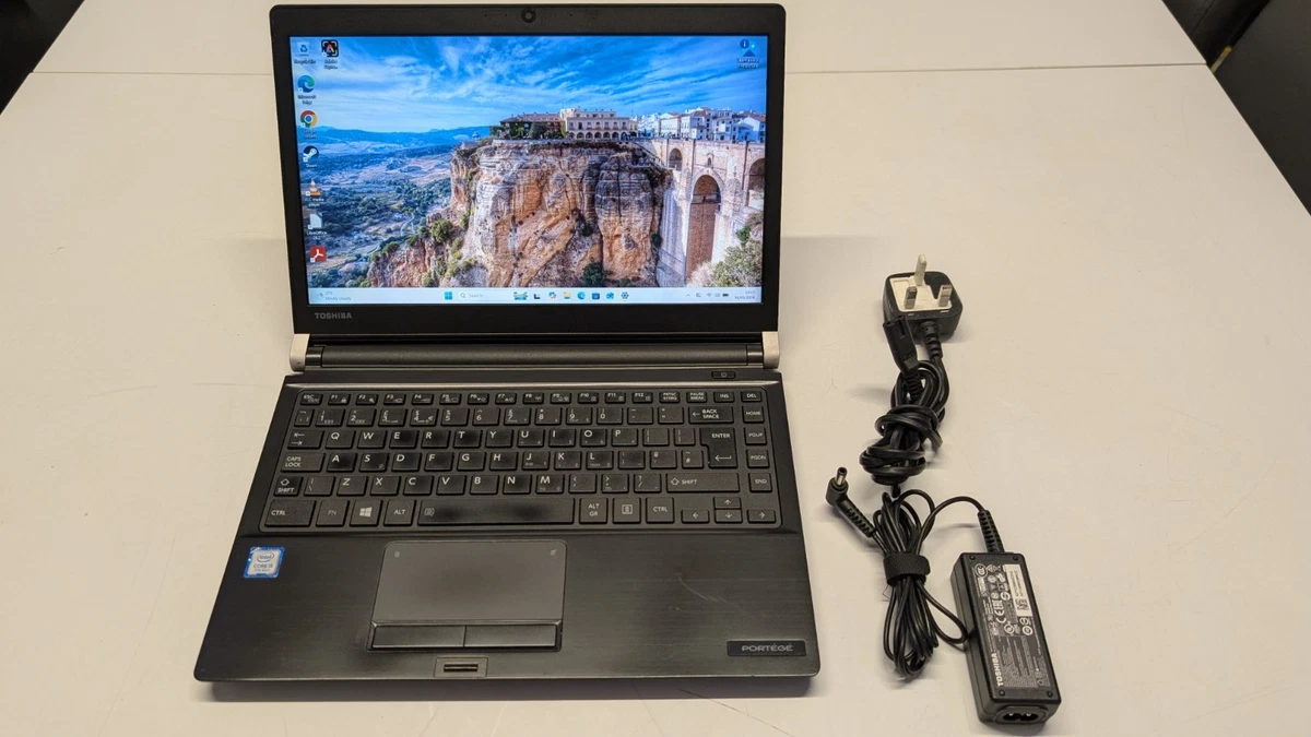 Preços baixos em Toshiba 8 GB RAM notebooks e netbooks de