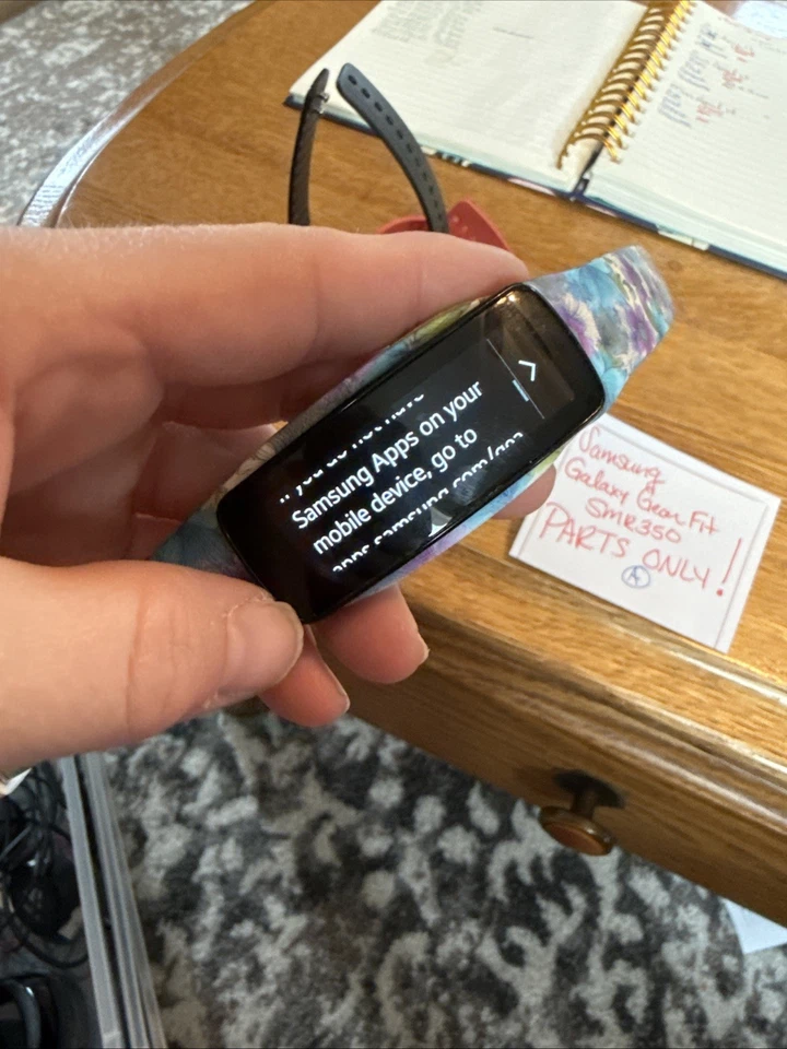 Samsung Galaxy Gear Fit Smart Watch - Black (SM-R350) - PARTS ONLY X3 - Image 4 of 4