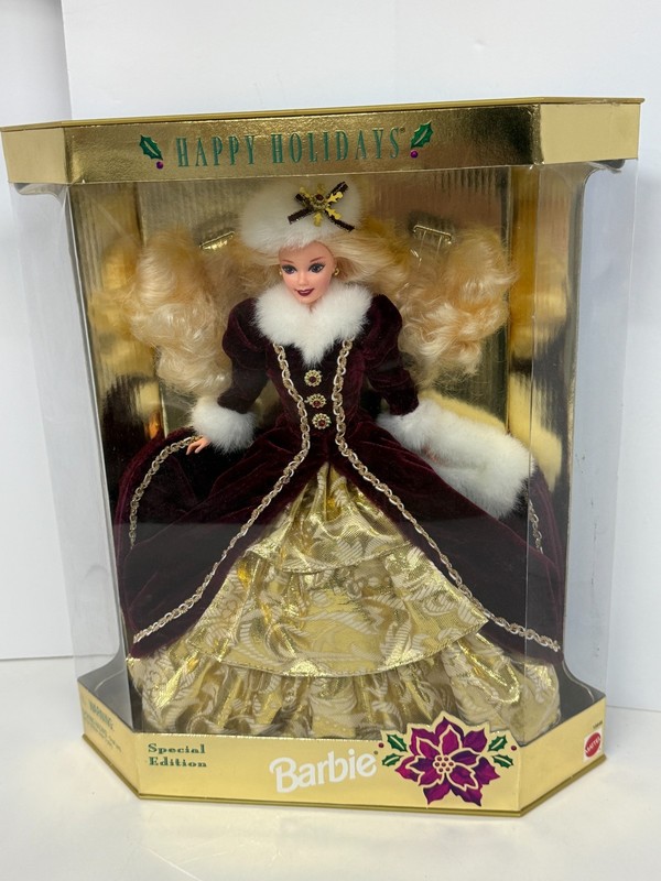 Barbie Doll Happy Holidays 1996 Special Edition Mattel Blonde #15646 NRFB