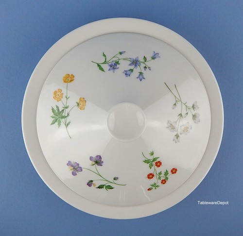 Royal Doulton TC1113 SPRINGTIME, Covered Vegetable Bowl, SUPERB+ Condition! - Picture 2 of 6