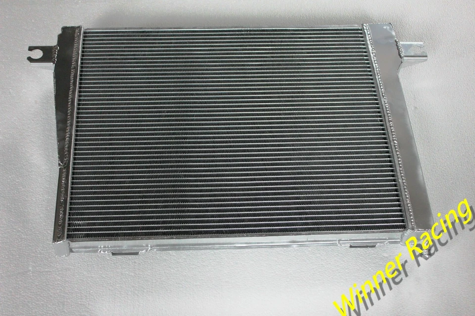 RADIADOR compatible con BMW E28 528E 2.7L 82-88; E28 520I/525E M20 B20 85-87 AT Automático Foto 2 de 4
