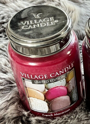 Duftkerze 2-Docht Glas VILLAGE CANDLE French Macaron Metalldeckel