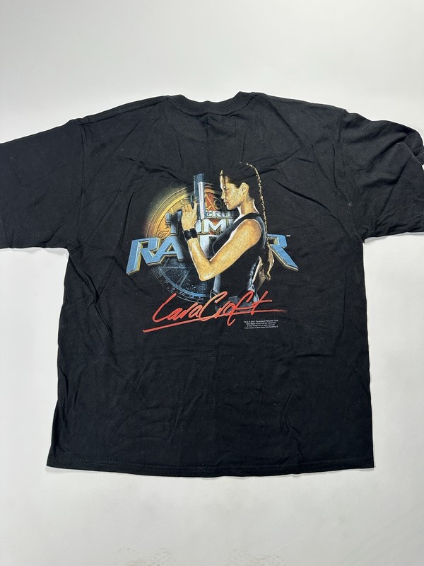Vintage 2001 Lara Croft Tomb Raider Video Game T-Shirt Size XL 