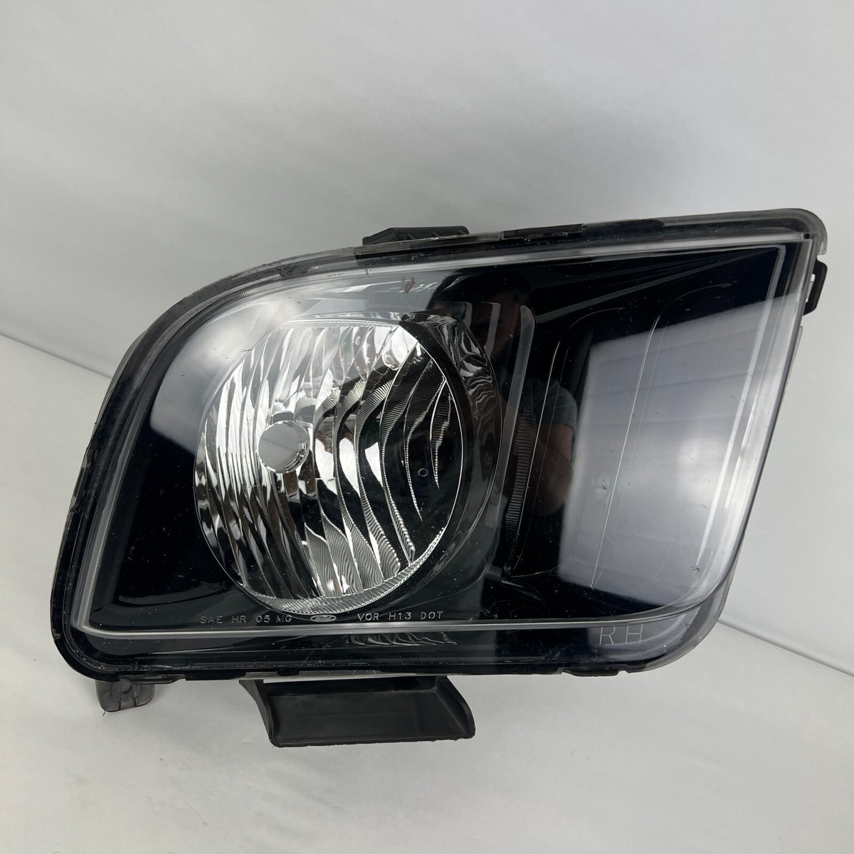 OEM 2005 2006 2007 2008 2009 Ford Mustang Right Halogen Headlight