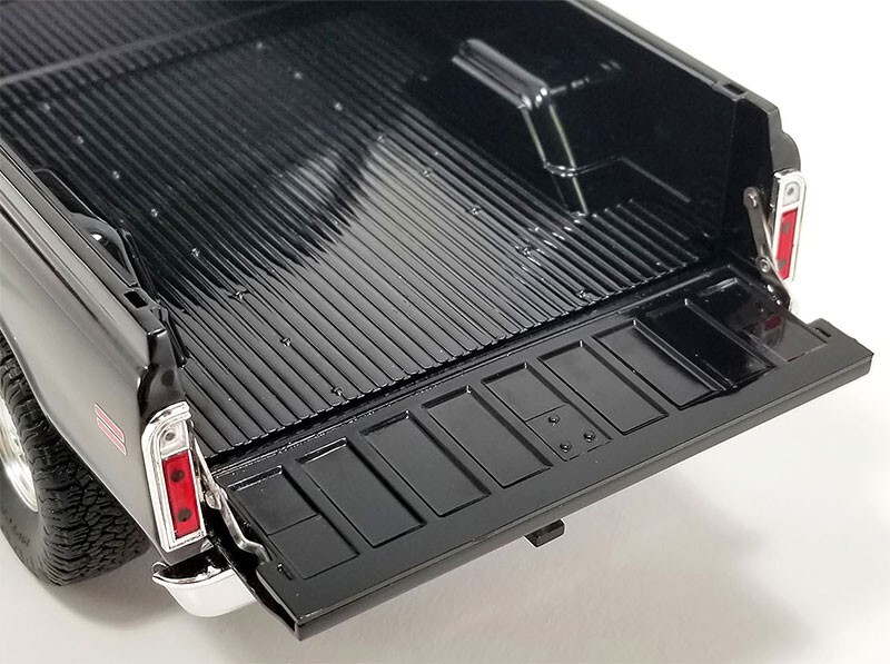 acmeアクメ/'70 Chevyシボレー K-10 4x4 1/18 限定 acmeアクメ/'70 Chevyシボレー K-10 4x4 1/18 限定 - メルカリ