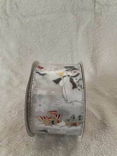 Christmas Ribbon with Wired Edges - Picture 2 of 2