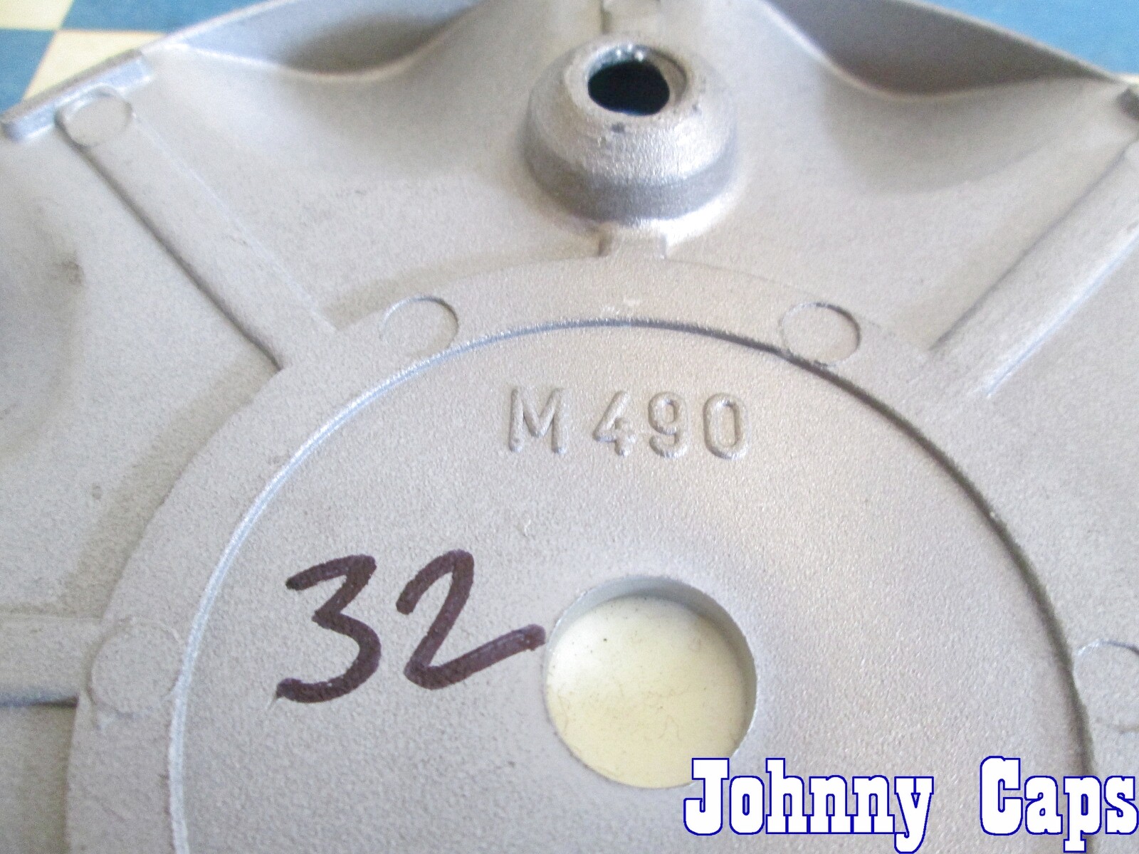 Qty X1 OZ Italy Custom Metalic Silver Wheel Center Cap Hub. Part  