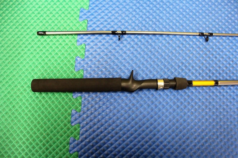 Shimano FXC-C2 Casting Rod 2-Piece 7' 0" Medium FXC70MC2 - Image 2 of 2