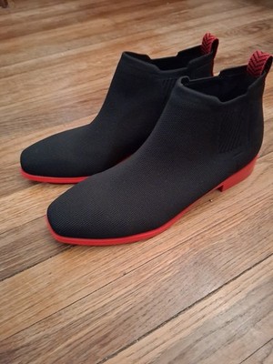 Vivaia Ryan Pro Square Toe Water-Repellant Ankle Boots Black/Red