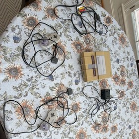 Nintendo SNS-001 Super Nintendo SNES Console Composite RCA Controllers AV Power