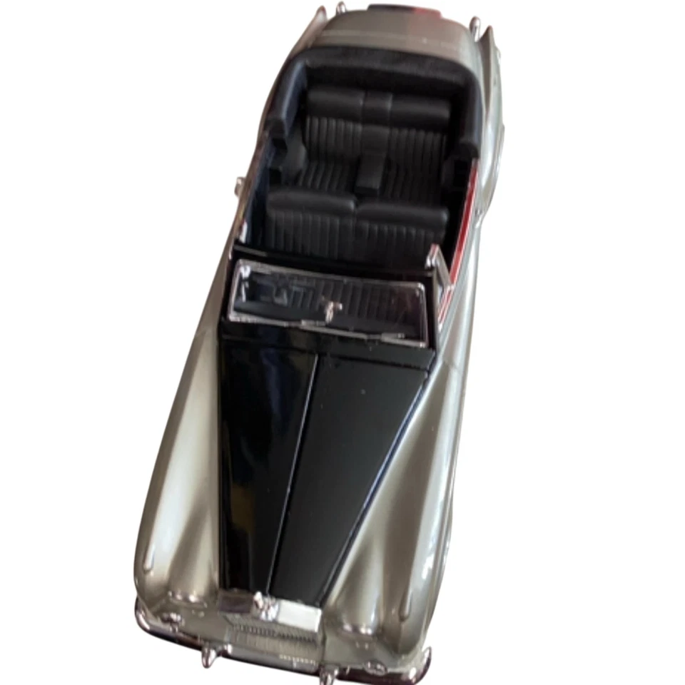 Solido Rolls Royce Silver Cloud III 1961 Model Car 1:20 Scale Diecast Colle [GB] - Image 2 of 4