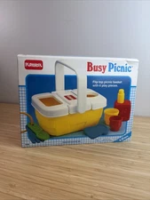NEW PLAYSKOOL BUSY PICNIC 5248 PICNIC BASKET WITH PLAY PIECES TOY 1992 VINTAGE