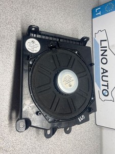 BMW 5 E60 E61 2005 Subwoofer 6929100 LIA37172