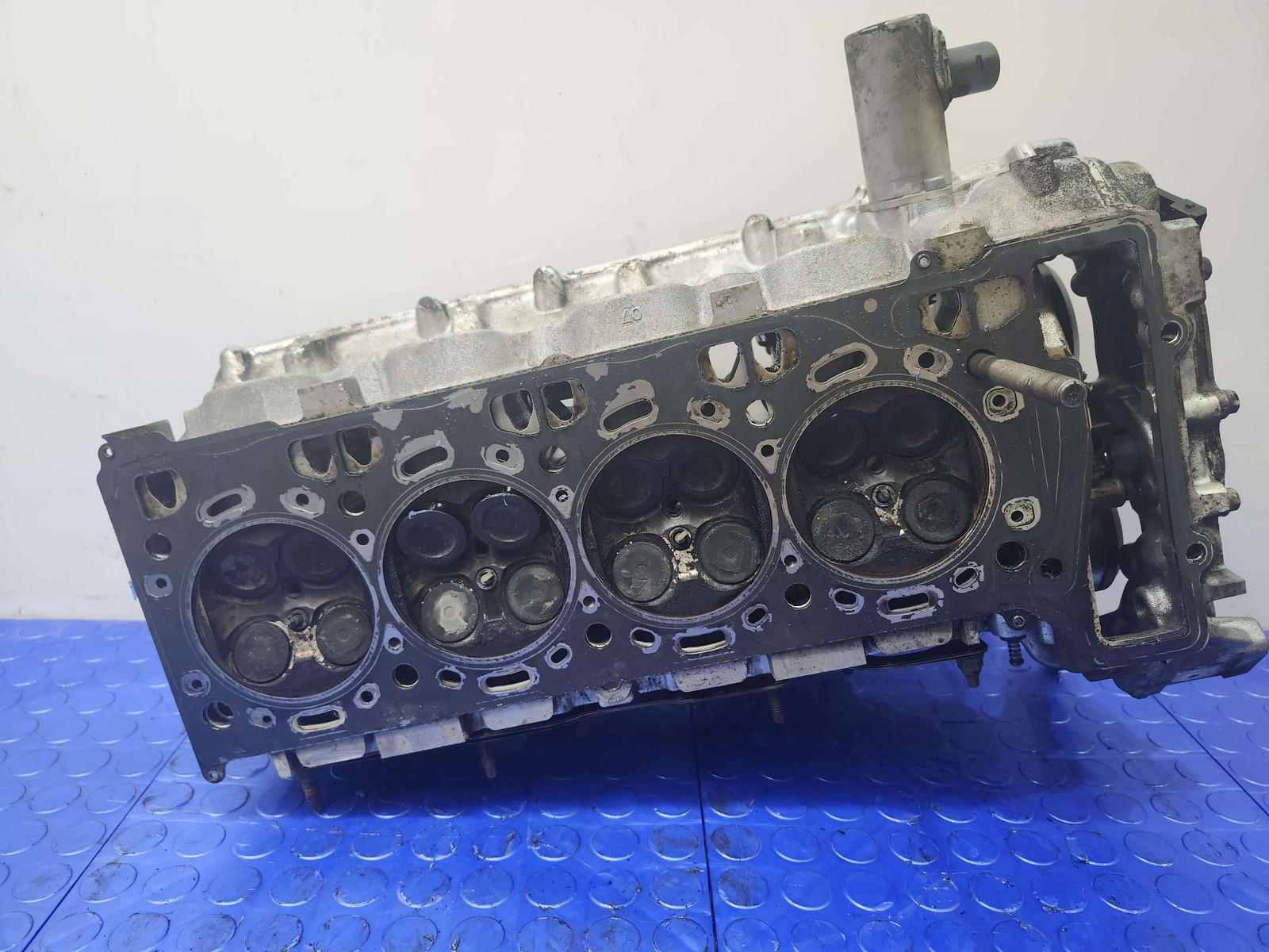 14-16 BMW 550i 4.4L Turbo Cylinder Head Assembly Right Passenger Side OEM