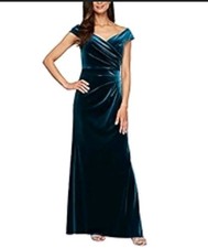 Alexa B Nites Women's Forest Green Velvet Mother Of The Bride Dress. Size 12