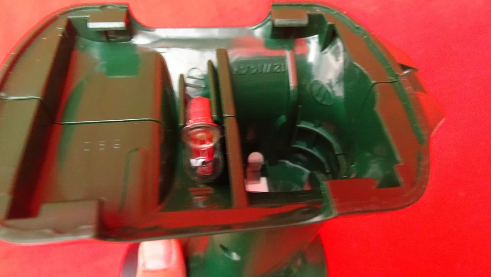 Bosch Pli Battery Flashlight without And Charger, 0603948521 - Image 4 of 4