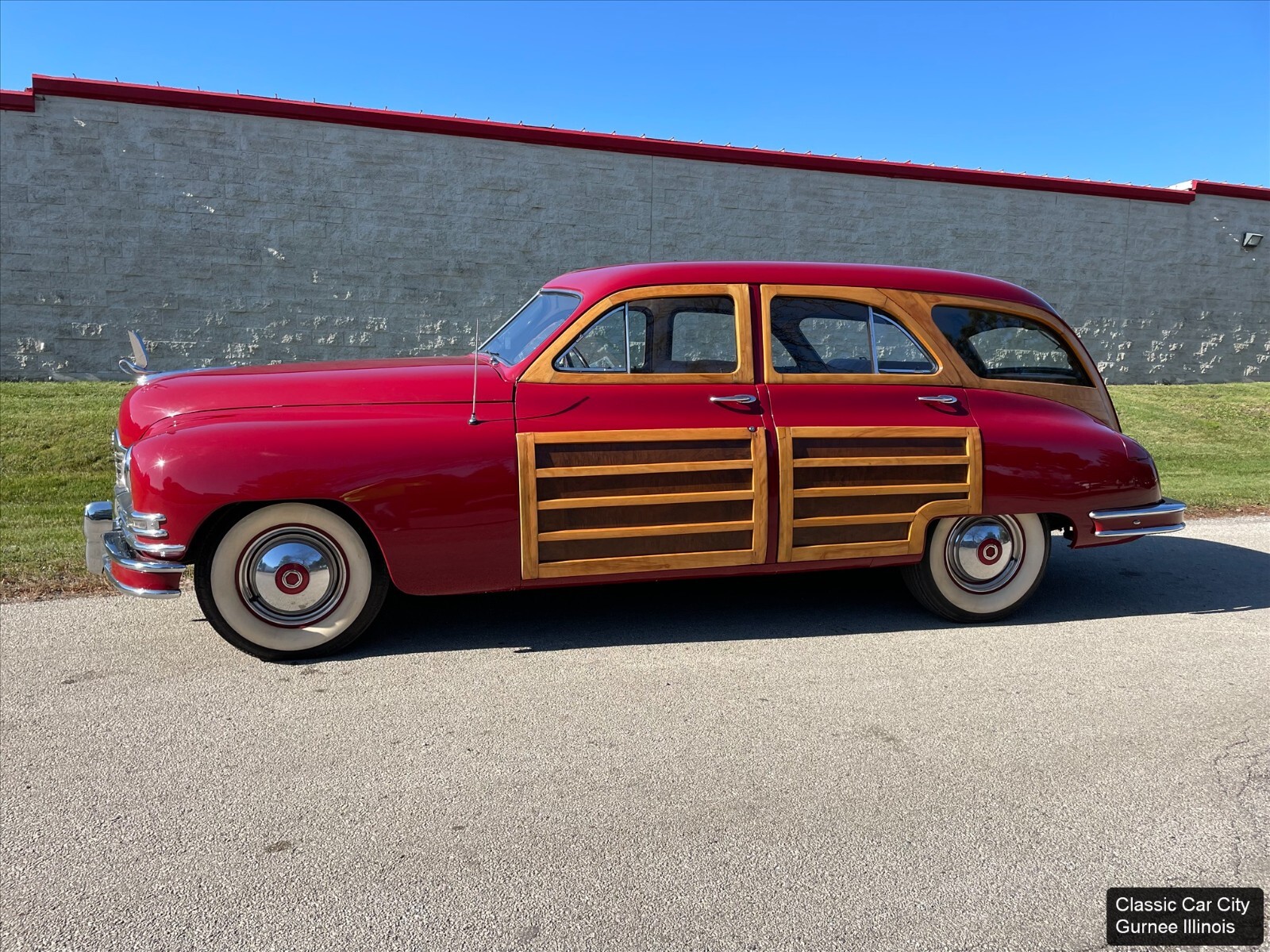 1949 Packard Eight WE SHIP ! PACKARD WOODY WAGON BEAUTIFUL PRIVATE COLLECTION !
