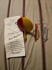 Rare 3 pc Space Bobber & Minnows Fishing Jigging Lures.
