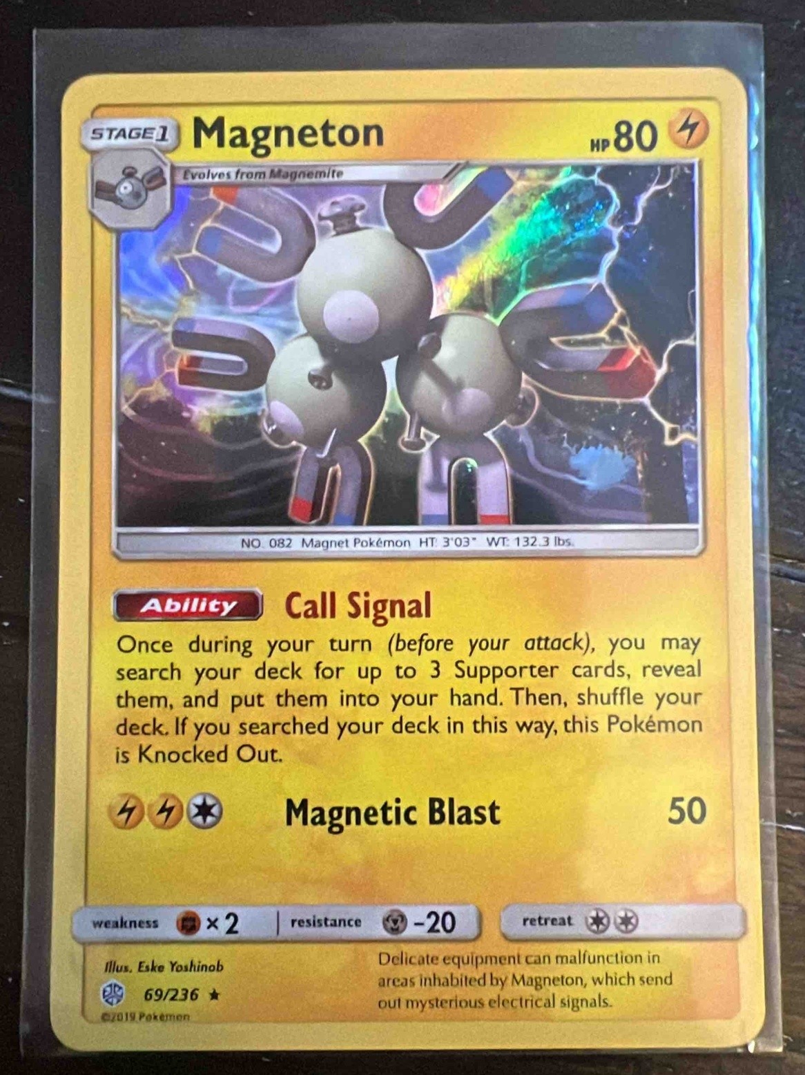 2019 Pokemon Sun & Moon Cosmic Eclipse Magneton #69/236 Holo