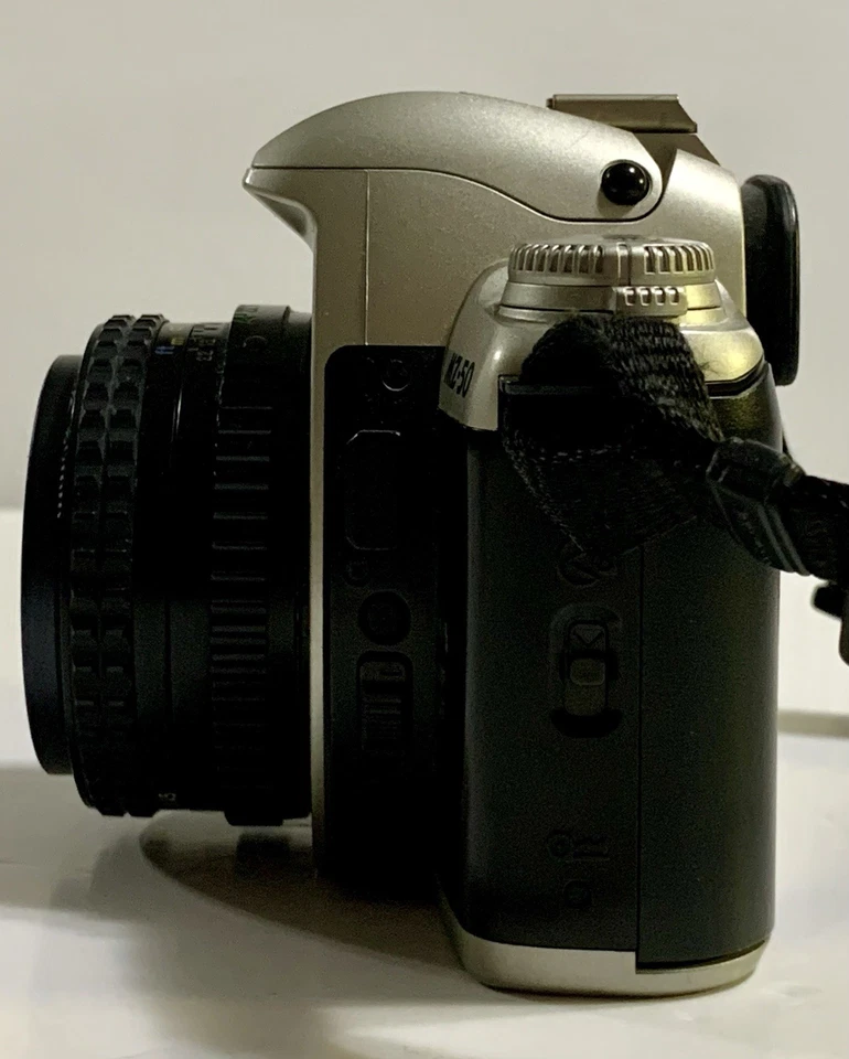 Pentax MZ-50 35mm AF SLR Film Camera W/ SMC Pentax-A 50mm f/2 Prime Lens & Strap - Image 3 of 4