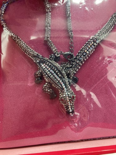 Butler & Wilson Vintage Rhinestone Lizard Necklace - Picture 16 of 17