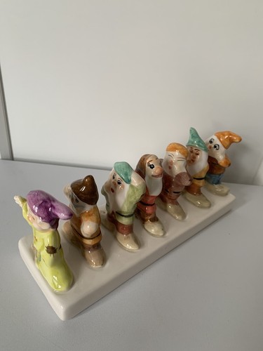 CLOVER CHINA TOAST RACK DISNEY SNOW WHITE AND THE SEVEN DWARFS DESIGN 