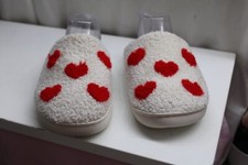 Women's Size 12 Super Comfy Foam Faux Fur Crush On You Heart Slippers - Ivory