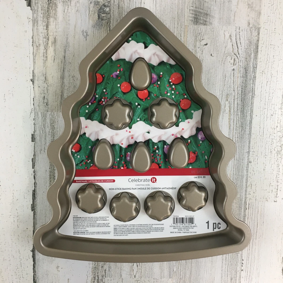 Celebrate It Nonstick Baking Pan Christmas Tree Cake Mold Michaels NEW