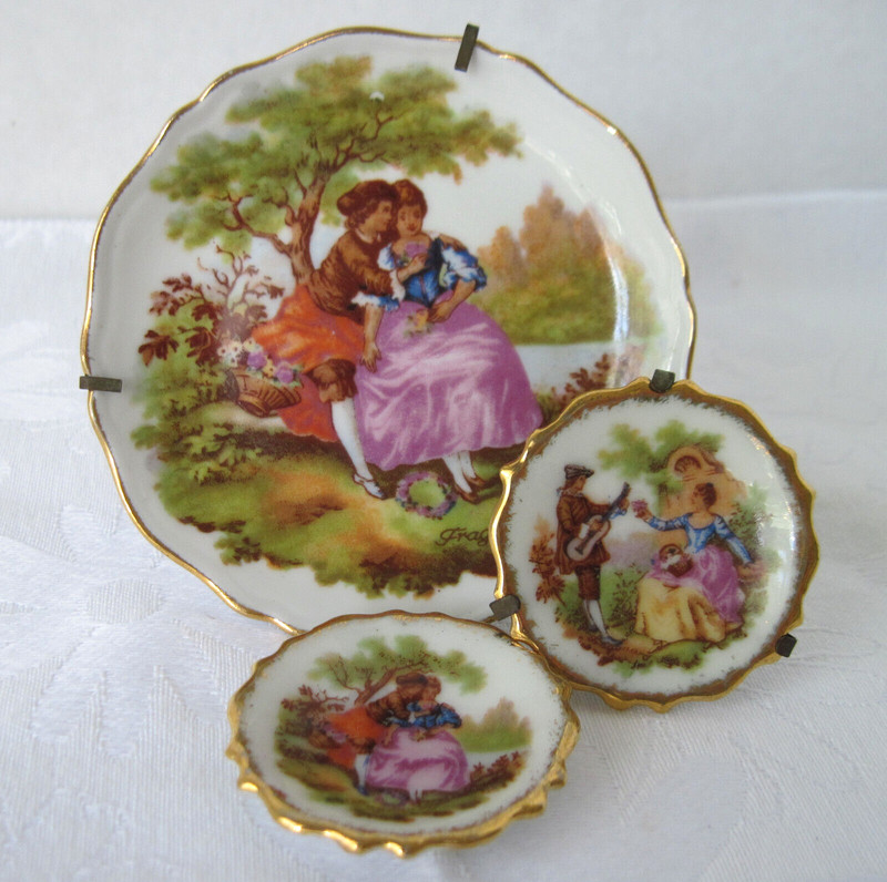 VINTAGE MINIATURE LIMOGES PLATES ROMANTIC LOVE SCENE LOT OF 3