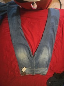 nuon Stretch Medium Wash Blue Denim Straight Leg Jeans 5-Pocket Logo Accents