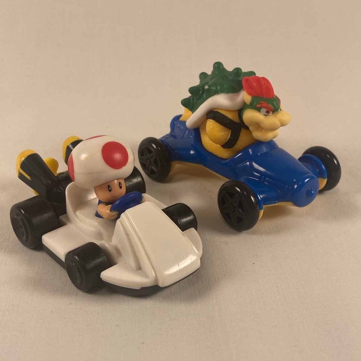 Super MARIO KART Toad Mushroom Racer & Bowser Car McDonalds Happy