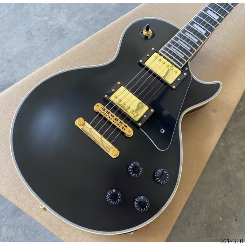 Nitro finish, Custom '68 Les Paul Custom Reissue Ebony Fingerboard