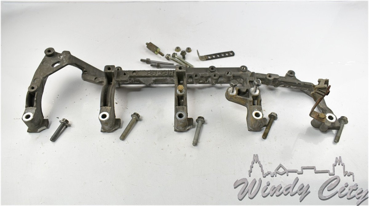 PACCAR MX13 FUEL RAIL BRACKET 2118432 WITH BOLTS | eBay