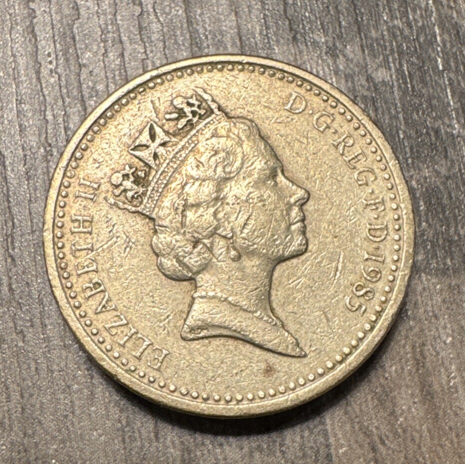 Rare Date 1985 One Pound Queen Elizabeth II Coin | eBay
