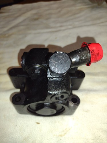 1999 thru 2000 COUGAR and MYSTIQUE POWER STEERING PUMP - Picture 3 of 6
