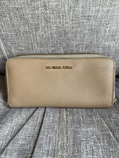 Michael Kors Wallet, Large - Tan/Brown EUC Zipper Top 8x4 Size