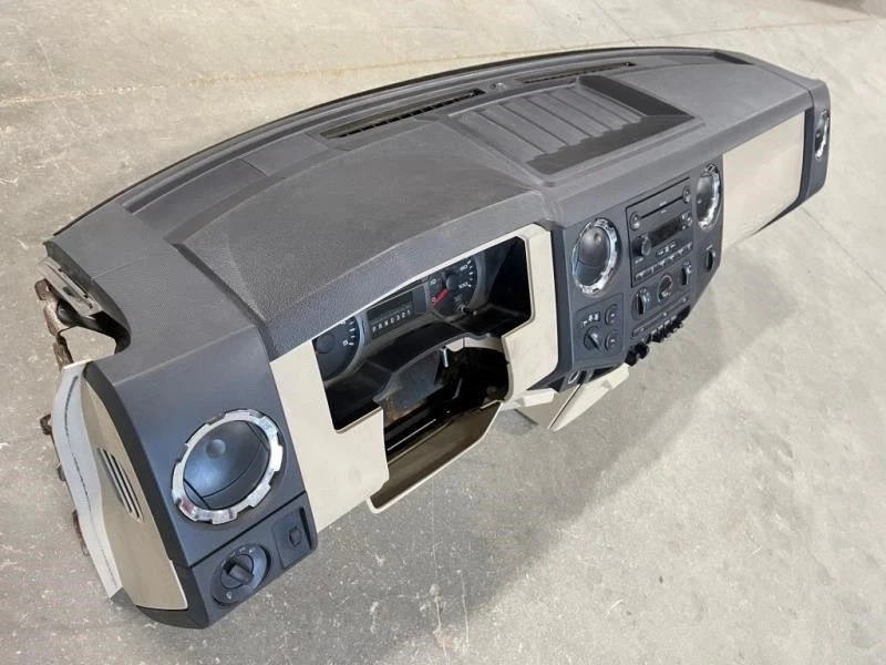 08-10 Conjunto de tablero de instrumentos Ford F450 F350 Super Duty 6,4 L 4x4 XLT 2 tonos negro tostado Foto 2 de 4