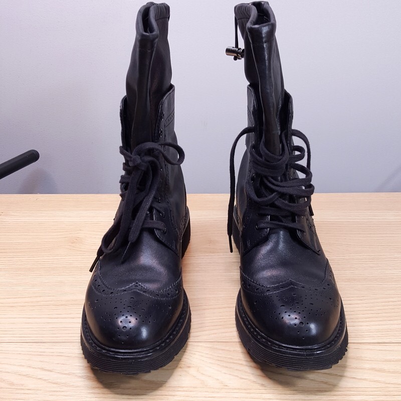 靴 PRADA combat lace up boots 8 PRADA Combat Boots Womens Size 39.5 Black Leather Lace Up Brogue