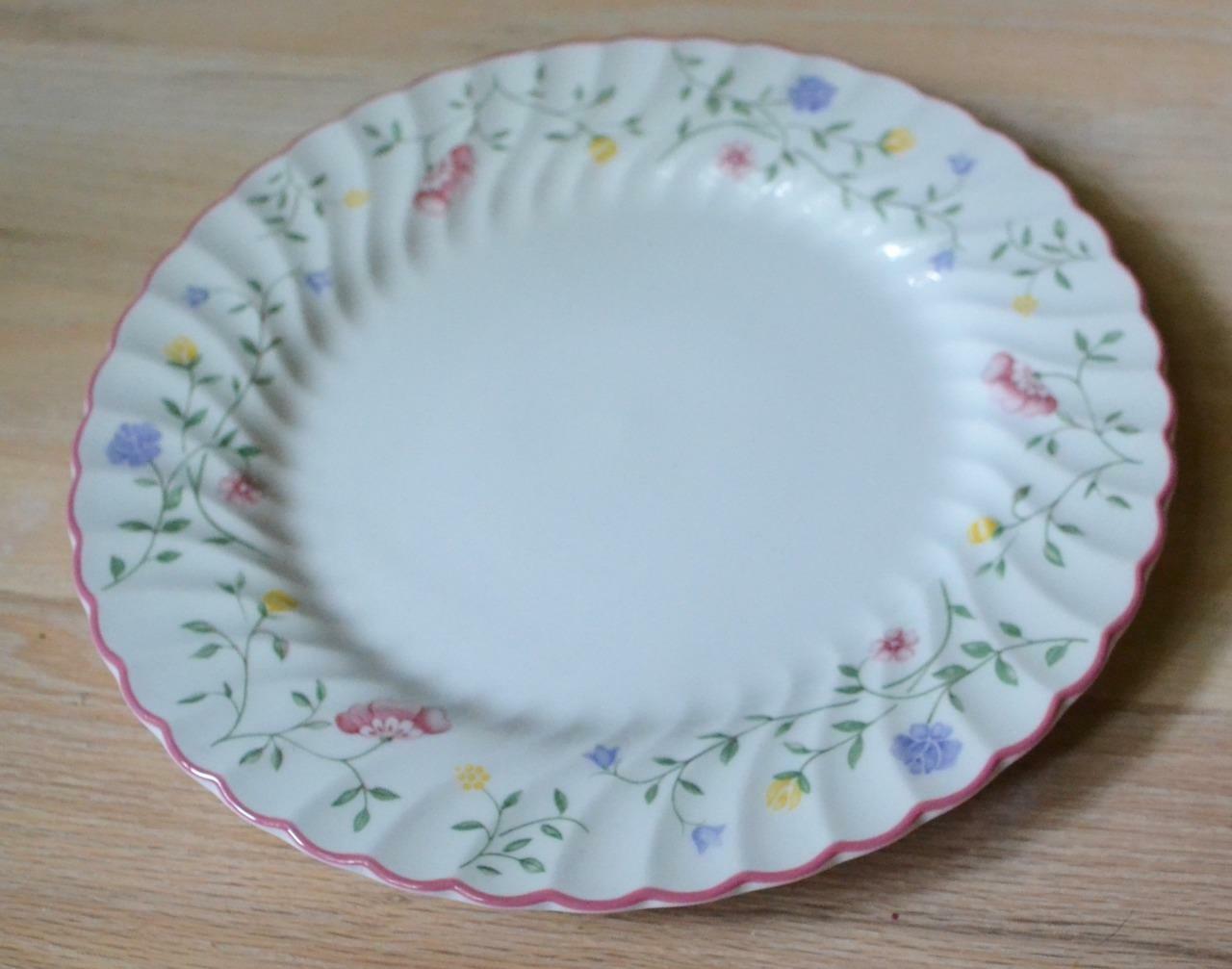 Johnson Brothers Summer Chintz Dinner Plates Set of 4 eBay