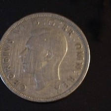 A BRITISH 1948 GEORGE VI HALF CROWN coin, 76 Years Old!