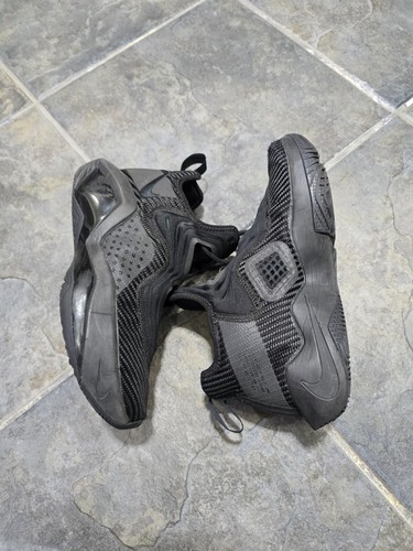 Nike LeBron Soldier XIV 14 'Black' CK6024 7 boys youth sneaker basketball