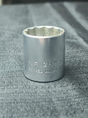 Wright Tool 3128 3/8'' Drive 12 Point Standard Socket 7/8''